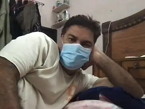 Snapshot of urb0nd chatting on 03/14/26, 04:56 urb0nd online show from 03/14/26, 04:56