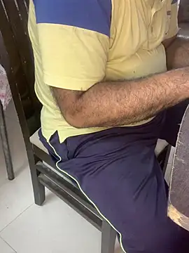 Snapshot of urb0nd chatting on 03/29/26, 08:58 urb0nd online show from 03/29/26, 08:58