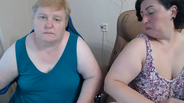 Snapshot of Lindy-Jeanie chatting on 08/04/26, 05:04 Lindy-Jeanie online show from 08/04/26, 05:04