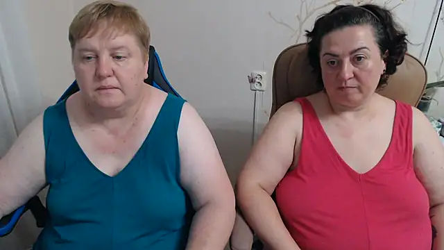 Snapshot of Lindy-Jeanie chatting on 08/07/26, 08:33 Lindy-Jeanie online show from 08/07/26, 08:33
