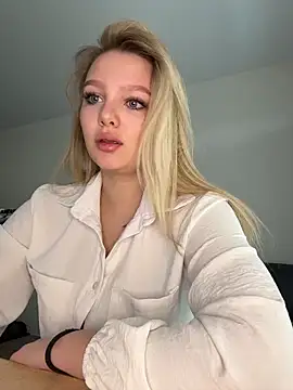 bettyloveu online show from 03/25/26, 04:07