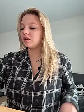 bettyloveu online show from 04/08/26, 04:23