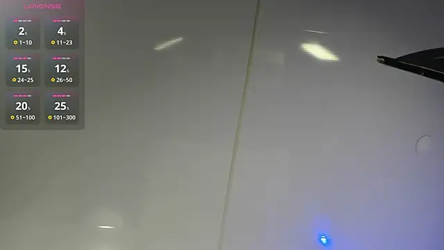 Snapshot of cuttie_blondie chatting on 06/11/26, 11:08 cuttie blondie online show from 06/11/26, 11:08