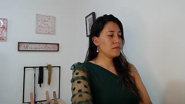 violeta scott online show from 04/15/26, 02:35