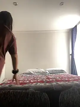 ItsAmara online show from 04/02/26, 03:53