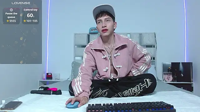 tiam muller fenix online show from 04/17/26, 01:41