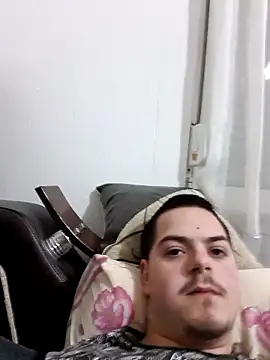 gaybalkan06 online show from 03/13/26, 07:42