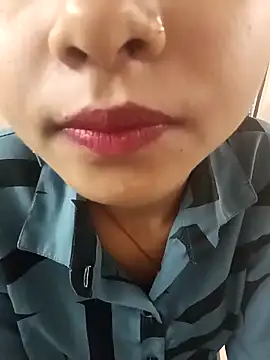 ritika gupta02 online show from 04/18/26, 07:07