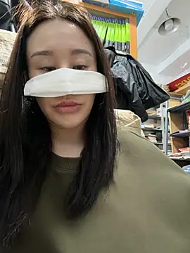 zhizhibaobei online show from 04/30/26, 12:06