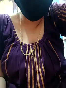 tulidas96778 online show from 04/09/26, 12:10