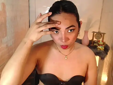 xLinda Walkerx online show from 04/23/26, 01:24