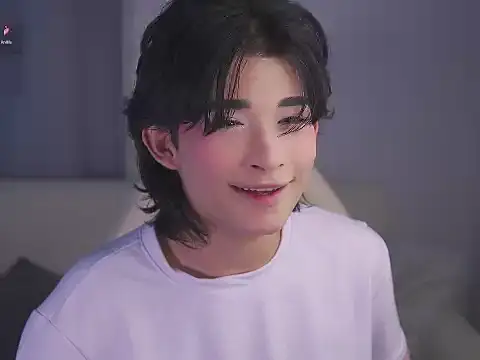 Snapshot of angel_yuhogg chatting on 03/13/26, 05:08 angel yuhogg online show from 03/13/26, 05:08