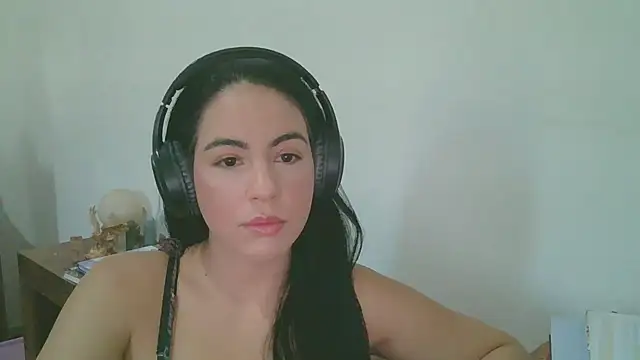 Snapshot of AnabeleNogueira chatting on 05/29/26, 02:48 AnabeleNogueira online show from 05/29/26, 02:48