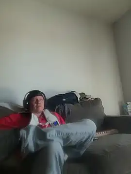 yourMasterisBored online show from 05/28/26, 04:37