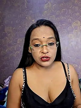 Snapshot of hornyrosy321 chatting on 05/10/26, 05:51 hornyrosy321 online show from 05/10/26, 05:51