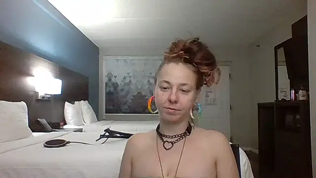 Ambionce online show from 04/05/26, 01:58