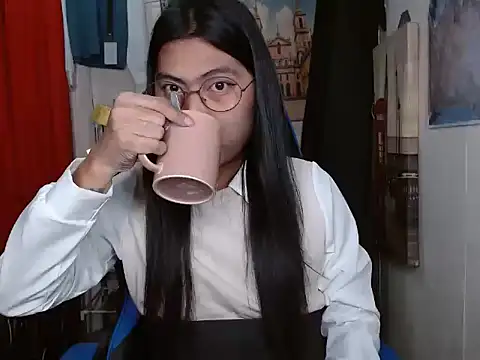 Steffiy online show from 03/17/26, 07:17