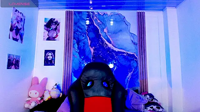 blonde queen- online show from 05/30/26, 07:44