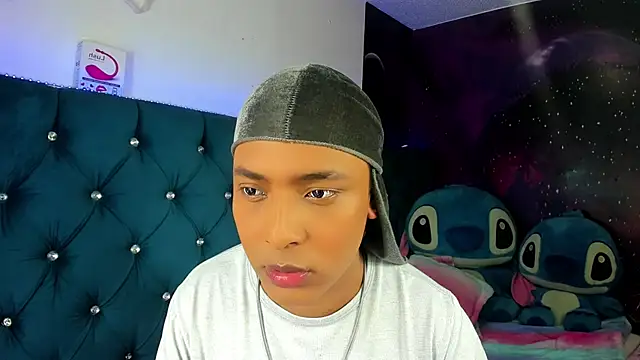 Snapshot of sthefersanchez chatting on 03/14/26, 07:03 sthefersanchez online show from 03/14/26, 07:03