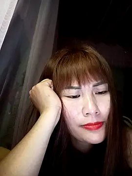 Lucxy-ki6 online show from 04/13/26, 02:33