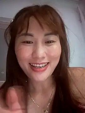 Lucxy-ki6 online show from 04/20/26, 01:03