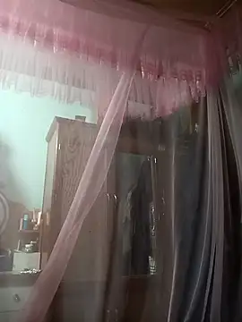 Lucxy-ki6 online show from 04/23/26, 01:02