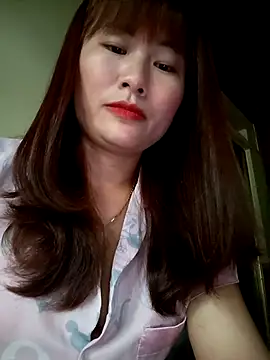 Lucxy-ki6 online show from 04/29/26, 11:33