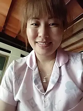Snapshot of Lucxy-ki6 chatting on 05/25/26, 03:56 Lucxy-ki6 online show from 05/25/26, 03:56