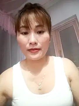 Snapshot of Lucxy-ki6 chatting on 06/24/26, 01:21 Lucxy-ki6 online show from 06/24/26, 01:21