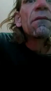 Snapshot of SplendidForge chatting on 03/21/26, 04:06 SplendidForge online show from 03/21/26, 04:06