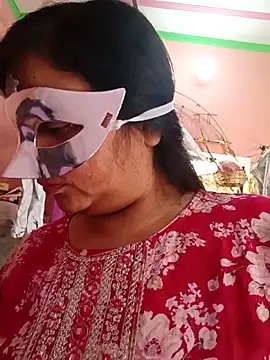 Gujju bhabhi69 online show from 04/03/26, 10:13