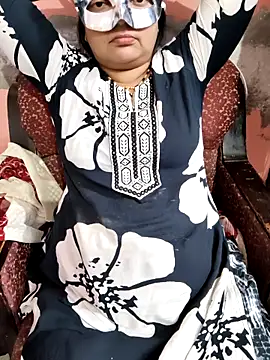 Gujju bhabhi69 online show from 04/10/26, 04:12