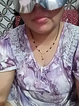 Gujju bhabhi69 online show from 04/13/26, 01:33