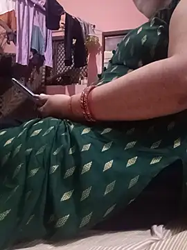 Snapshot of Gujju_bhabhi69 chatting on 06/03/26, 05:18 Gujju bhabhi69 online show from 06/03/26, 05:18