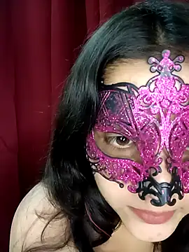 Hottymahi7 online show from 04/26/26, 06:38