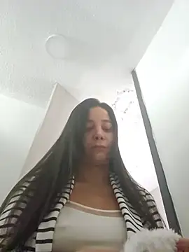 miaeyex online show from 06/09/26, 12:06
