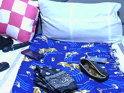 Melitaxx online show from 04/17/26, 04:04