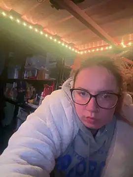 curvyneon online show from 03/31/26, 07:03