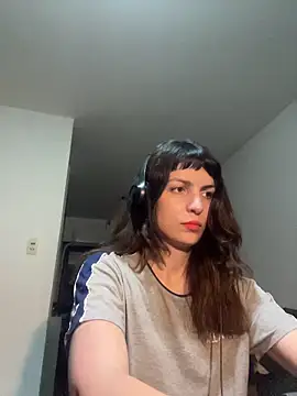 conejita000 online show from 06/11/26, 12:54