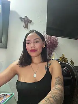 daniela-sexy online show from 05/27/26, 11:24