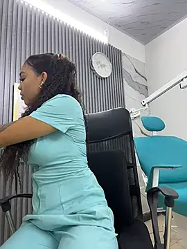 Snapshot of daniela-sexy chatting on 07/02/26, 03:51 daniela-sexy online show from 07/02/26, 03:51