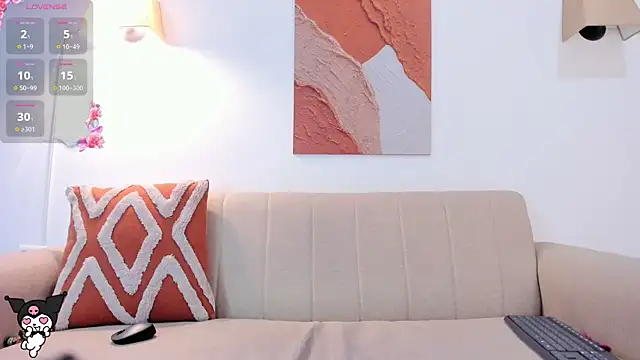Aminaa Kaarim online show from 06/04/26, 04:18