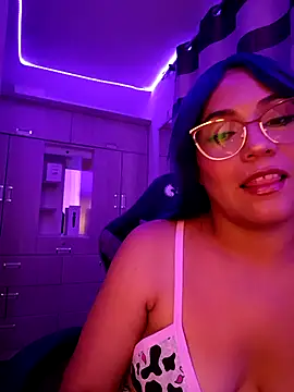 PiscisGirl online show from 04/26/26, 07:06