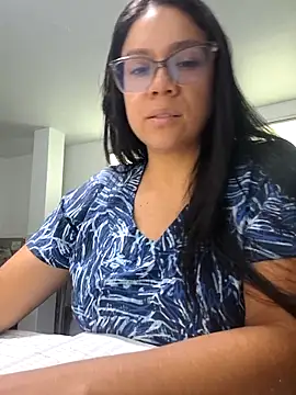 Snapshot of Aila_Phone chatting on 05/31/26, 07:26 Aila Phone online show from 05/31/26, 07:26