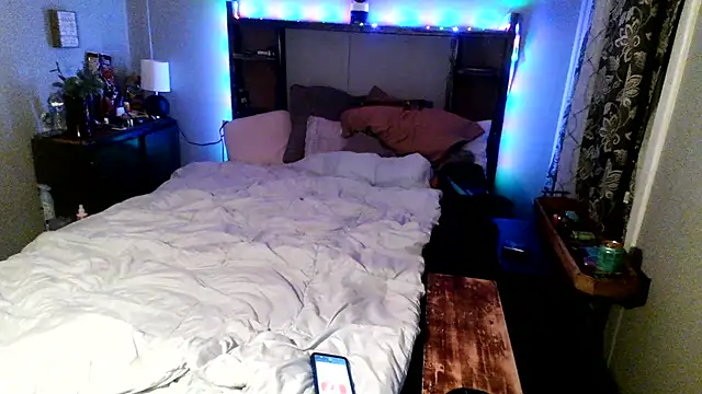 VikingNJosslyn26 online show from 03/15/26, 08:20