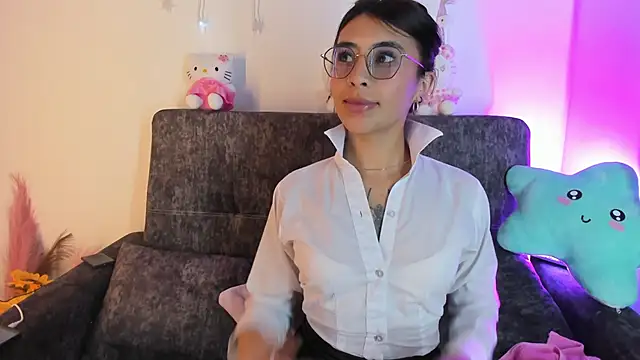 Macarena26 online show from 03/18/26, 12:52