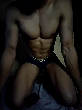 Snapshot of RippedGuy chatting on 04/16/26, 09:39 RippedGuy online show from 04/16/26, 09:39