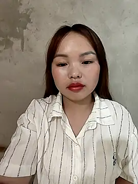 Mina xYx online show from 04/19/26, 02:00