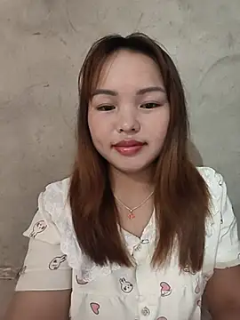 Snapshot of Mina_xYx chatting on 06/21/26, 04:15 Mina xYx online show from 06/21/26, 04:15