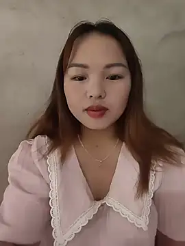 Snapshot of Mina_xYx chatting on 06/26/26, 03:33 Mina xYx online show from 06/26/26, 03:33